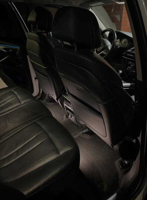 BMW X5 automobilio valymo darbai