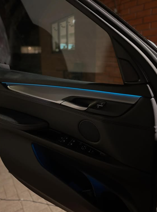 BMW X5 automobilio valymo darbai