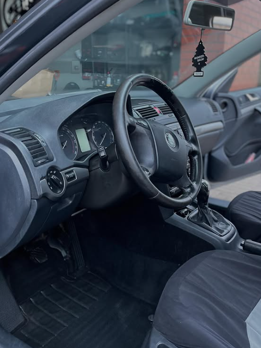 Išvalytas auotomobilio salonas